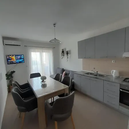 Appartement Monika Omiš